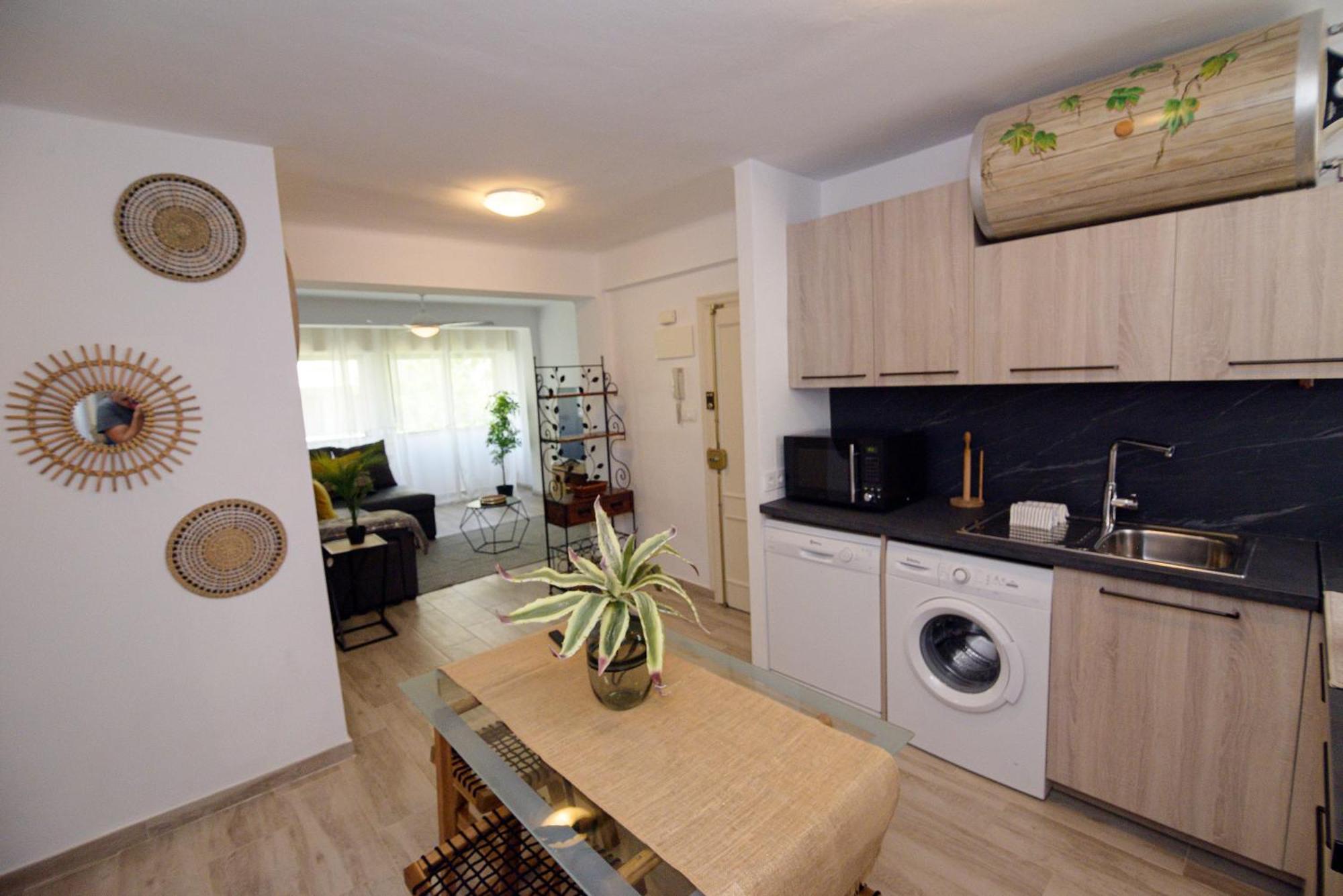 Marbella Playa Apartamento Luaran gambar