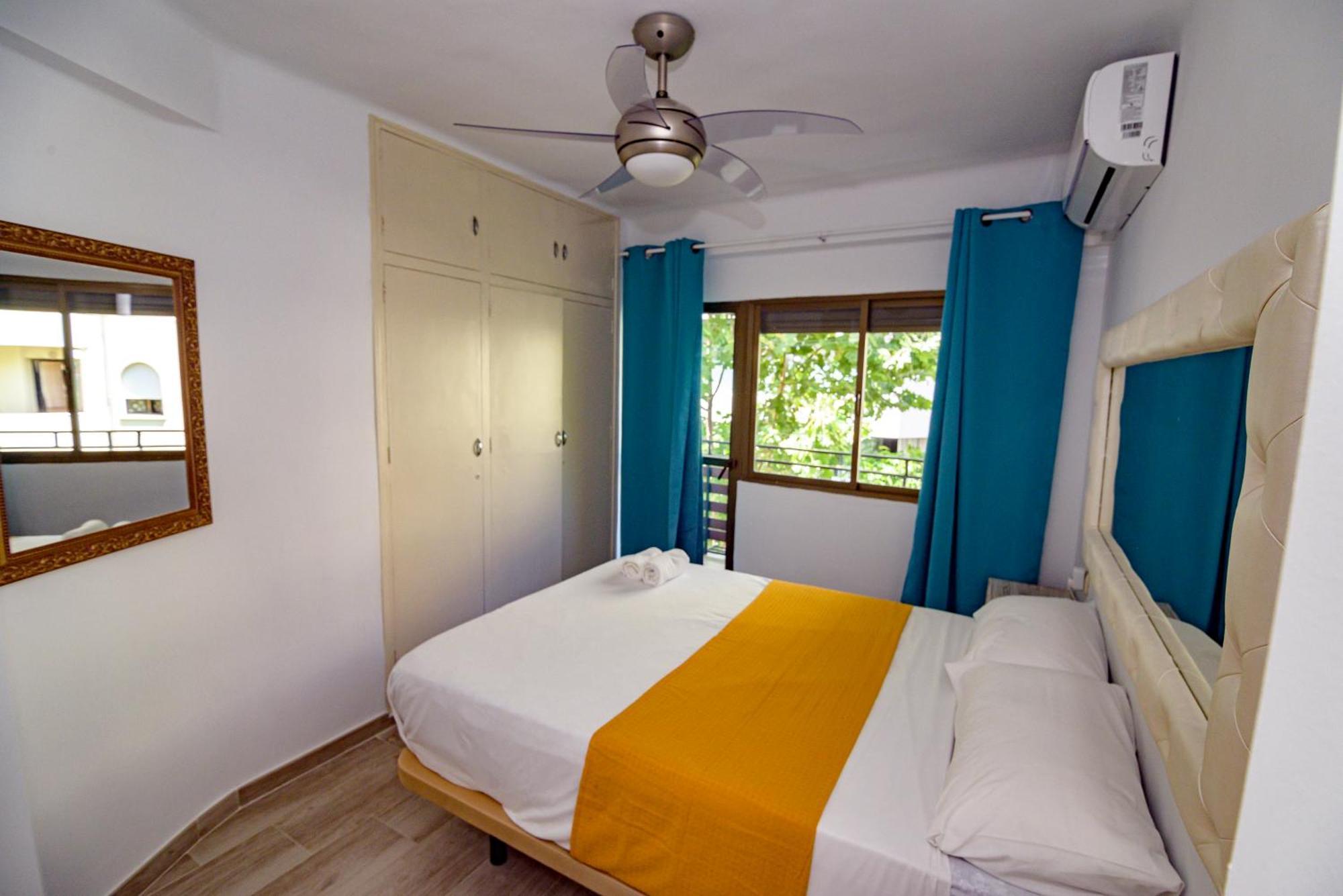 Marbella Playa Apartamento Luaran gambar
